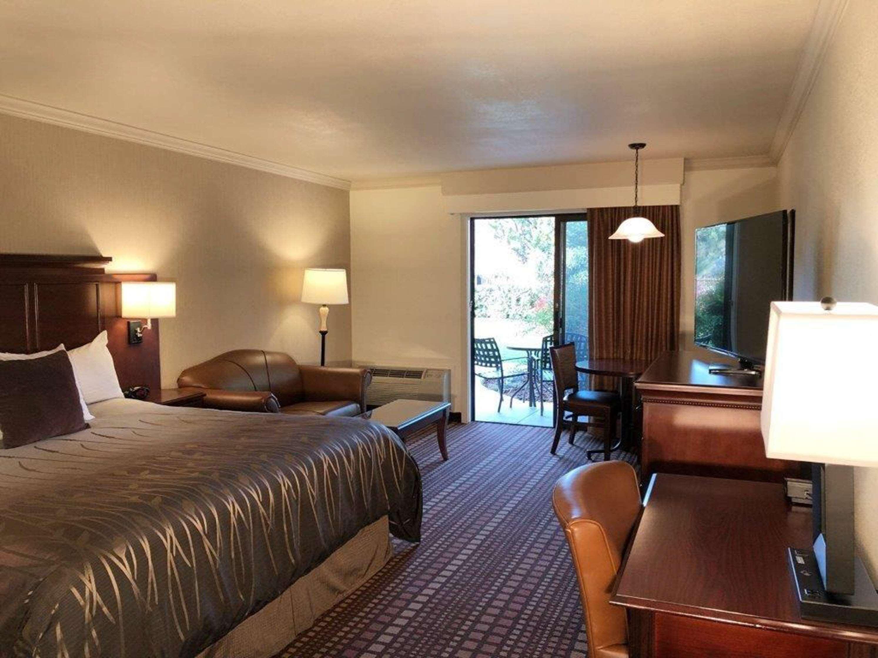 Best Western Plus Humboldt House Inn Garberville Extérieur photo