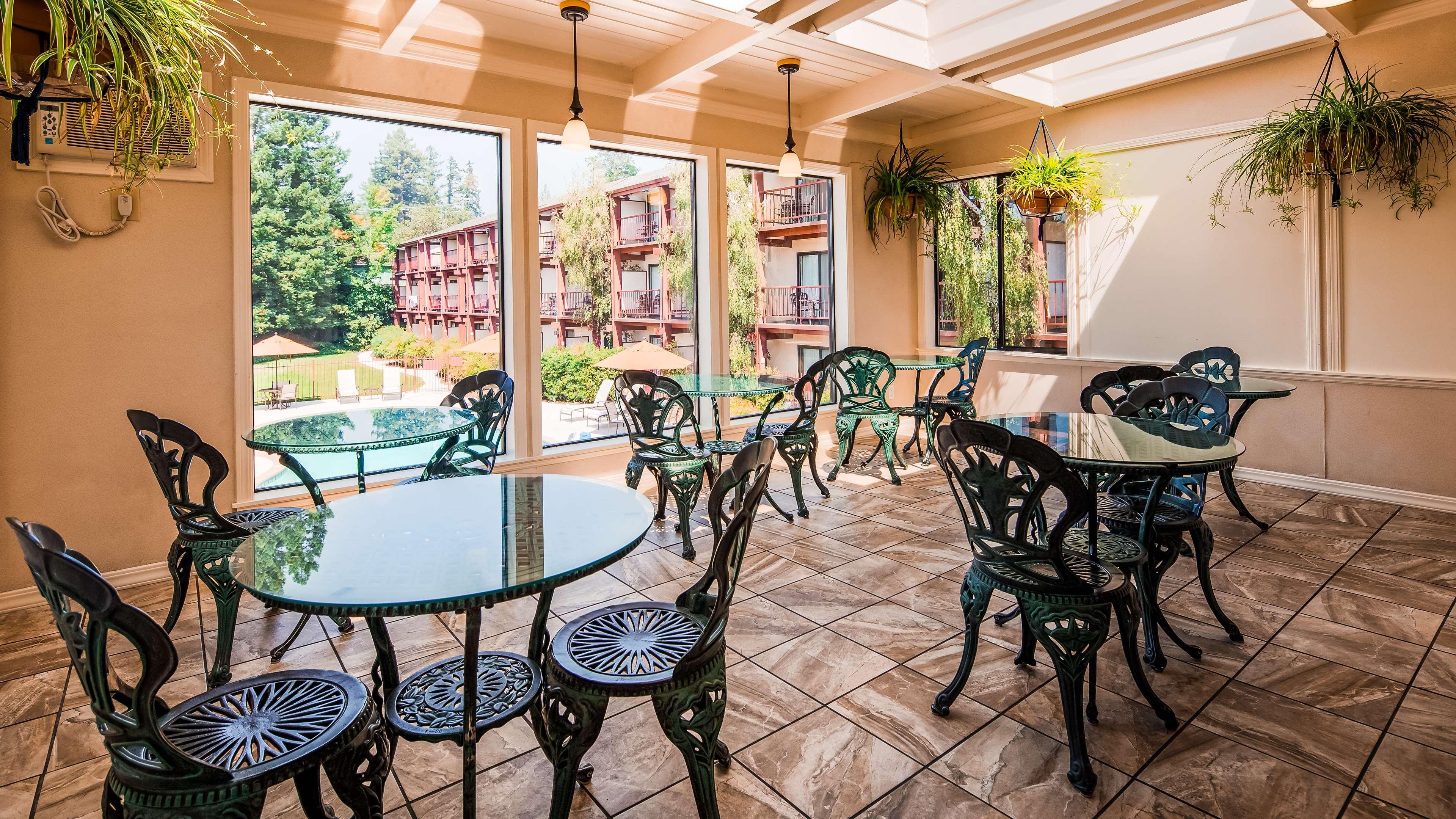 Best Western Plus Humboldt House Inn Garberville Extérieur photo